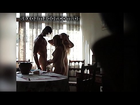 ❤️ Szexbarátok meghívnak egy óriásembert és egy édeshármast vele ❤❌ Baszás at hu.pinkporno.ru ❌